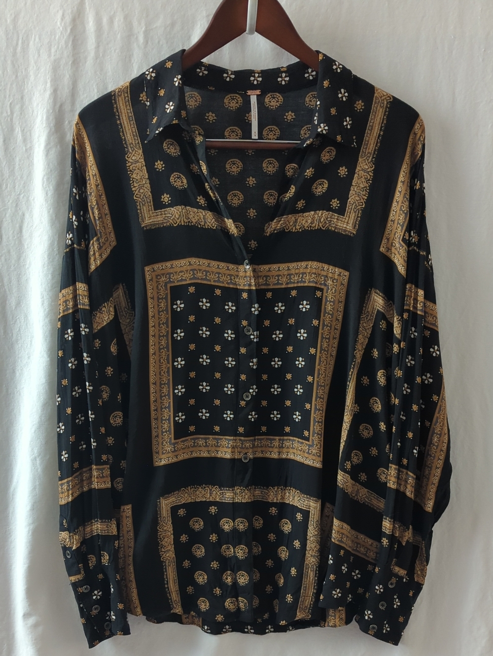 Free People Little Secrets Bandana Scarf Print Boho Blouse Button Down M
